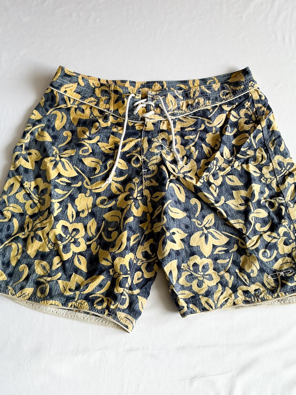Op Vintage 90s Ocean Pacific Swim Trunks Mens Board Shorts Floral Nylon Size 38